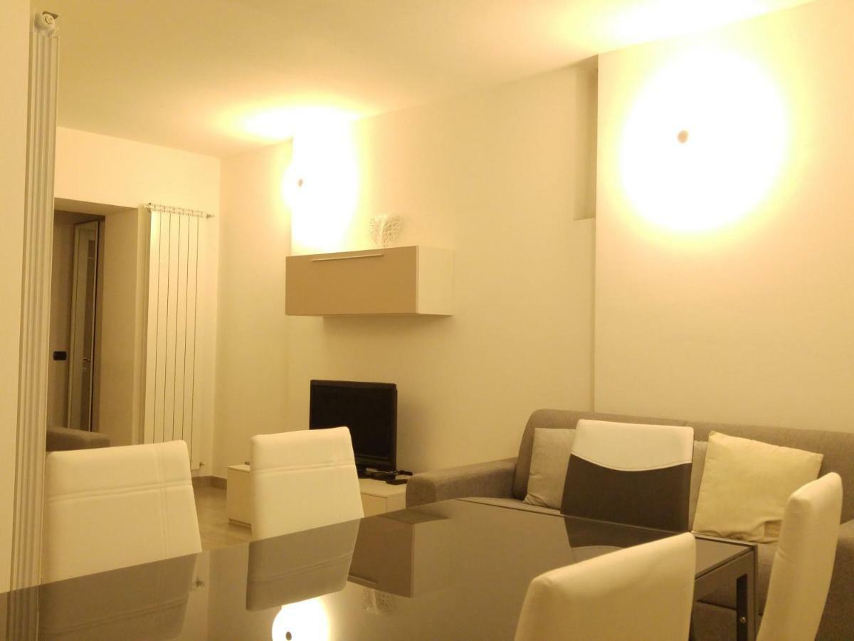 Borgomaro Il Cuore Del Borgo - Holiday Home מראה חיצוני תמונה