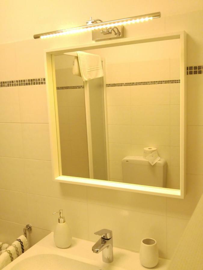 Borgomaro Il Cuore Del Borgo - Holiday Home מראה חיצוני תמונה